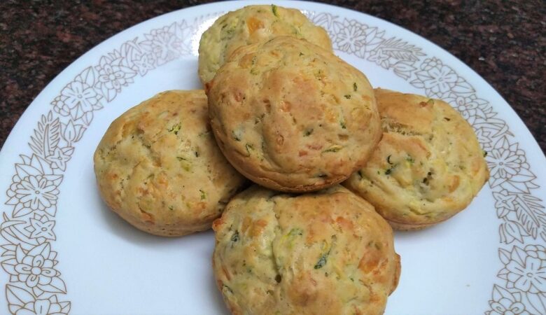 cheesy-zucchini-muffins