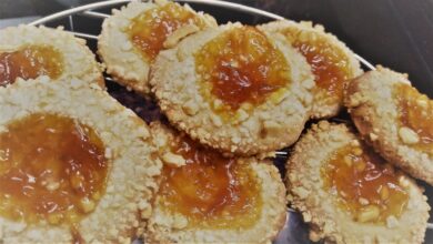 nutty-thumbprint-cookies-with-apricot-jam