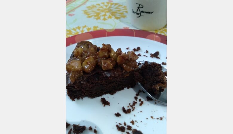 Toffee Cake | Eggless Dark Chocolate Caramel Cake